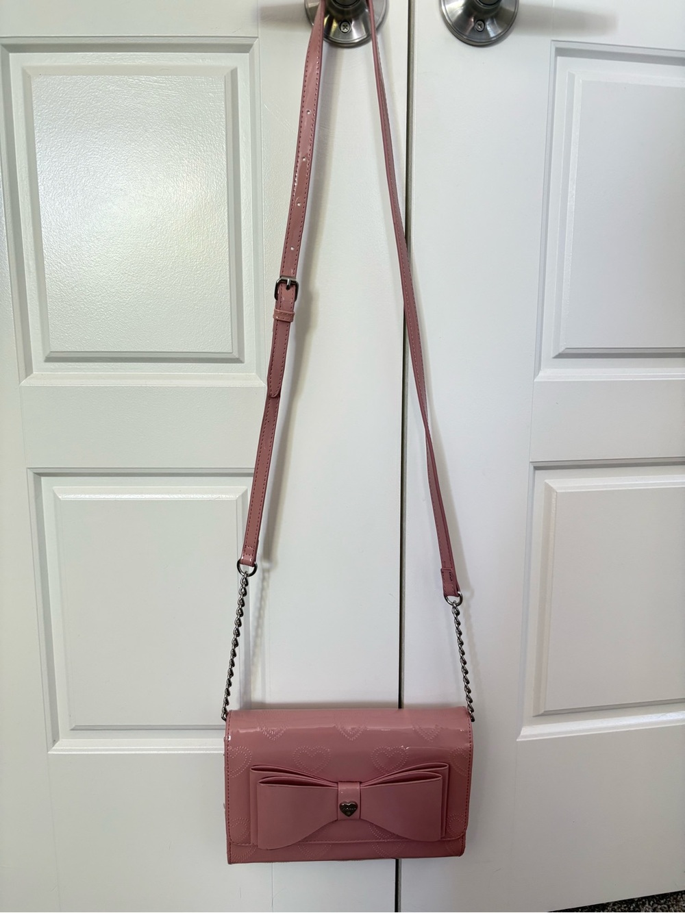 Betsey Johnson Pink Dusty Rose Crossbody Patent Leather Petite Purse with wallet - Picture 6 of 6